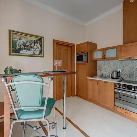 W Rezydencji Nad Stawem - Traugutta 111 Apartment *
